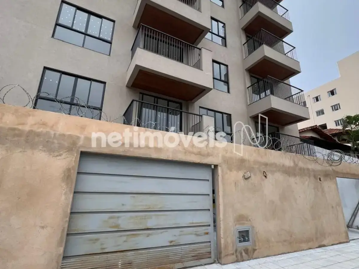 Apartamento para Venda com 2 quartos no bairro Cândida Câmara