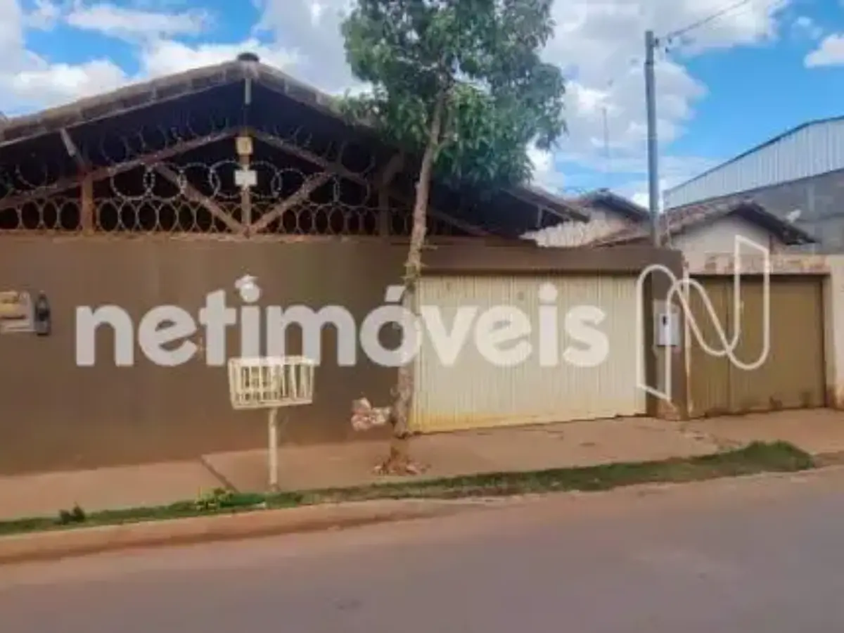 Casa para Venda com 3 quartos no bairro Santa Lúcia