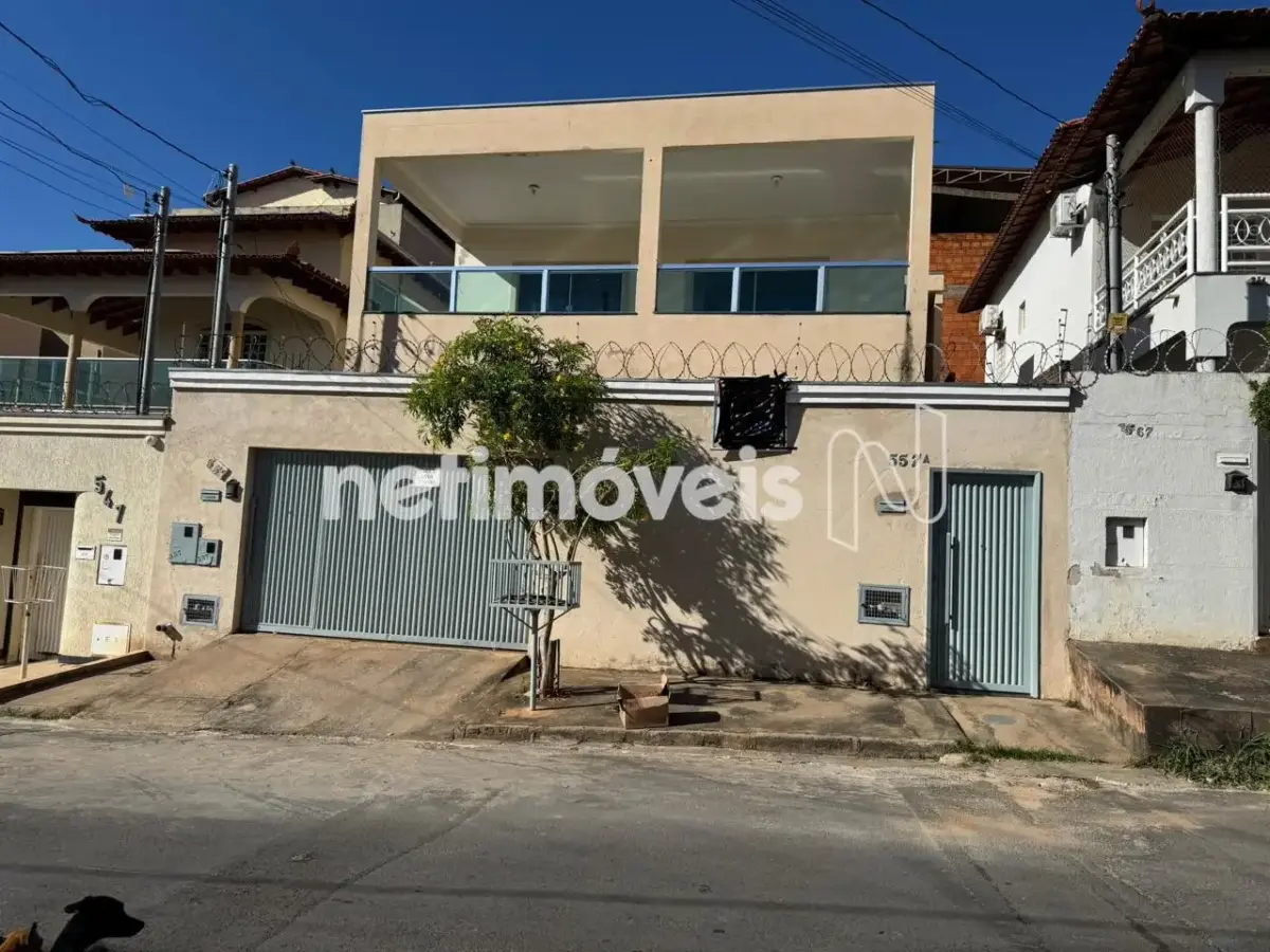 Casa para Venda com 7 quartos no bairro Santa Lúcia