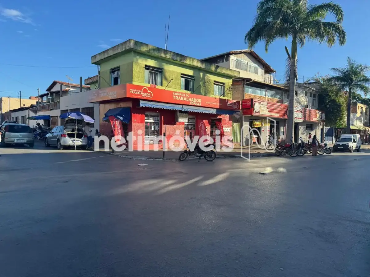 Ponto Comercial para Venda de área principal de 500 m² no bairro Delfino Magalhães