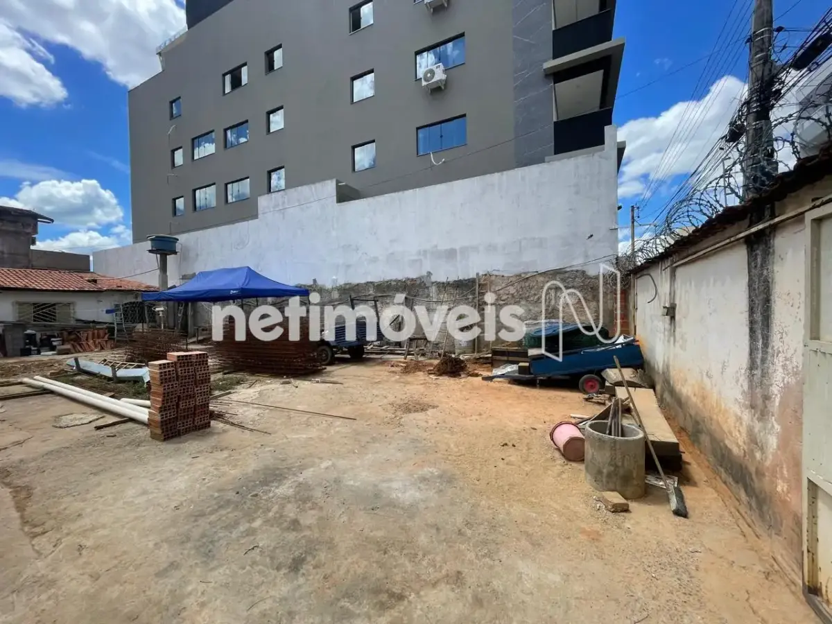 1136322_0 Lote para Venda com área de 360 m² no bairro São José
