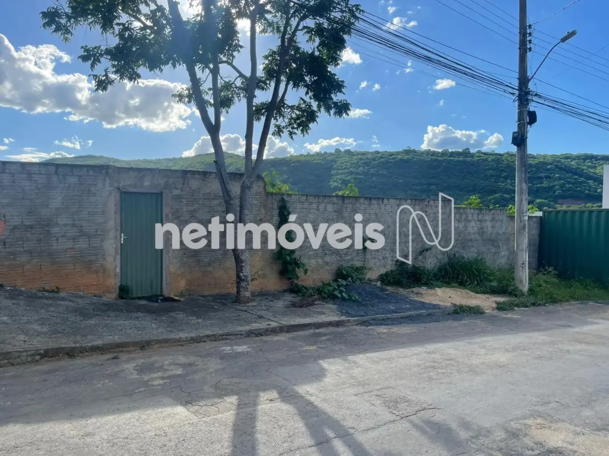Lote para Venda com área de 600 m² no bairro Ibituruna