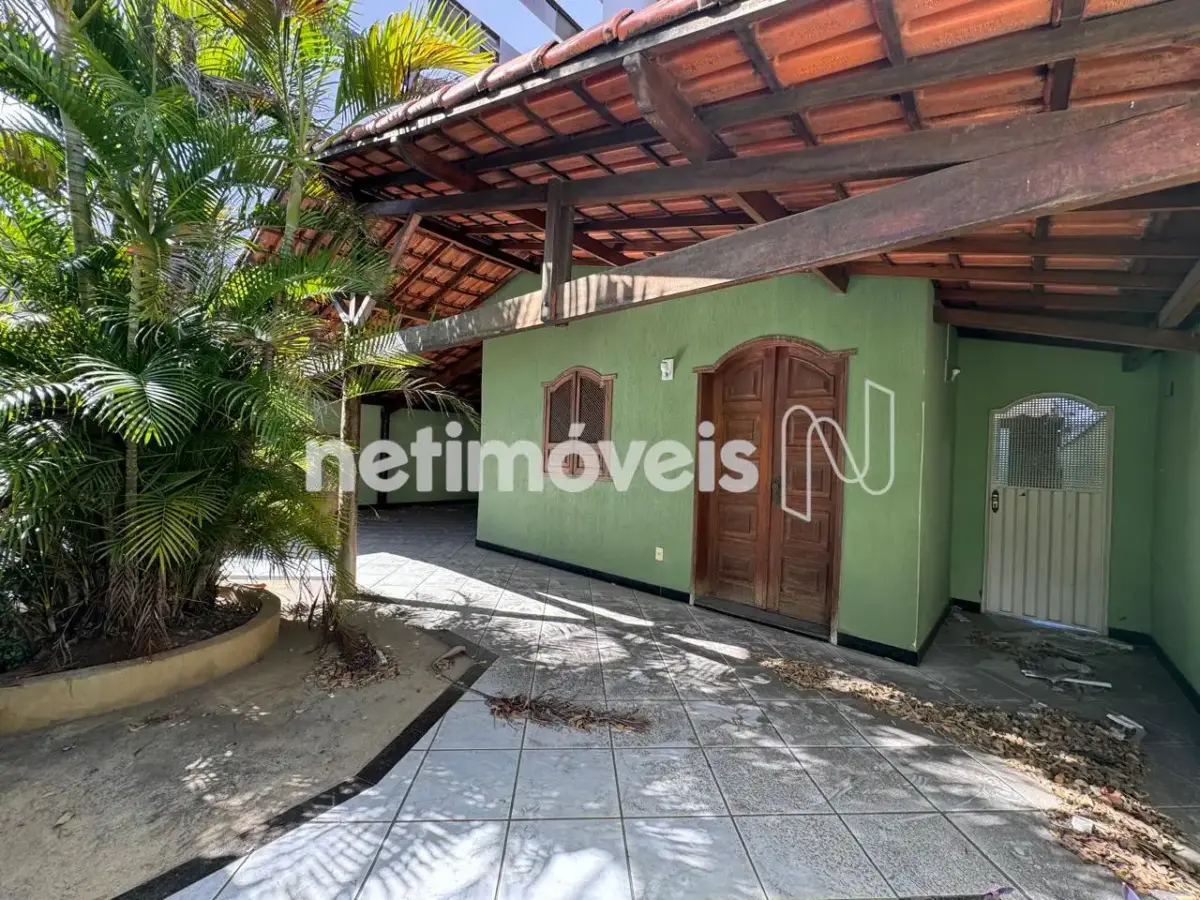 Casa para Venda com 3 quartos no bairro Cândida Câmara