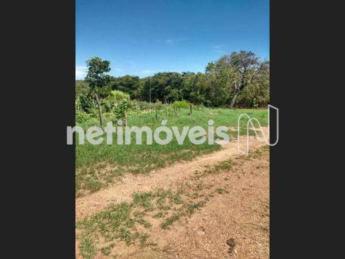 Lote para Venda com área de 30000 m² no bairro Área Rural de Janaúba