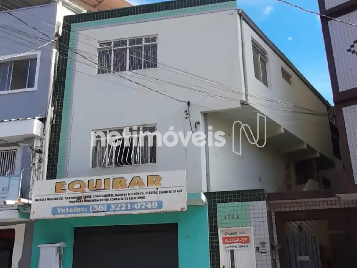 Prédio para Venda com 3 salas no bairro Centro em Montes Claros