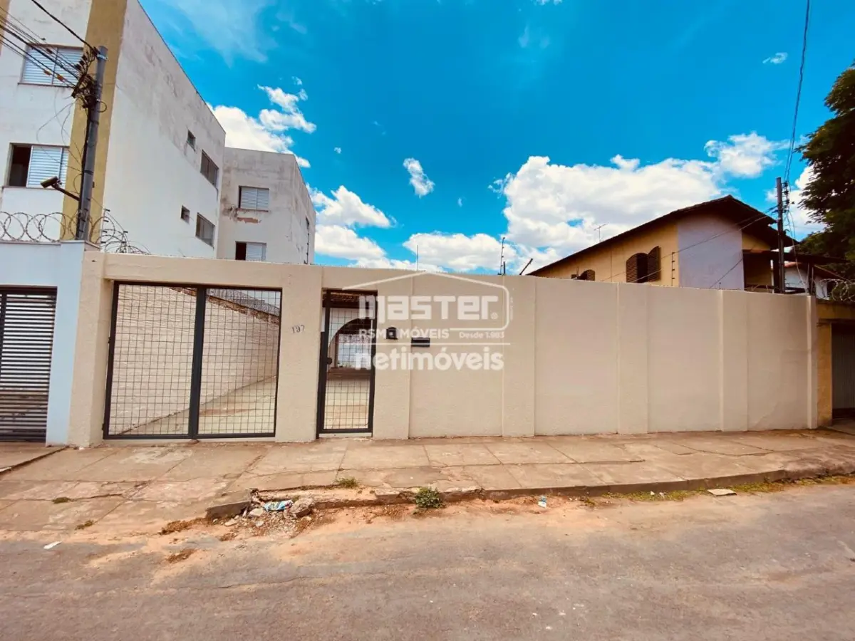 Casa para Locação com 3 quartos no bairro Todos os Santos