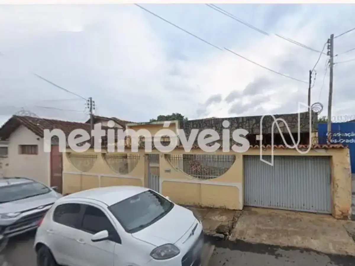 1168240_0 Casa para Venda com 4 quartos no bairro Centro