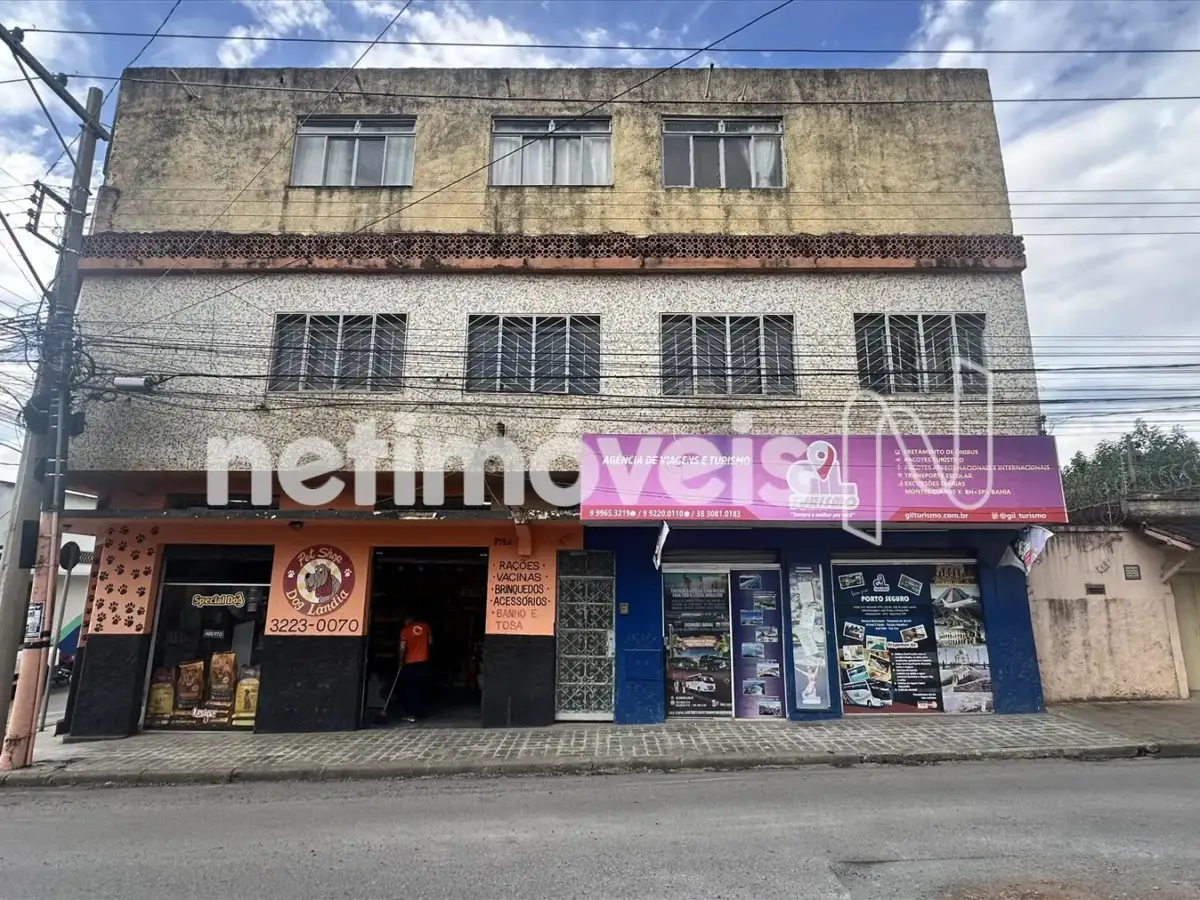 Prédio para Venda com 6 salas no bairro Centro em Montes Claros