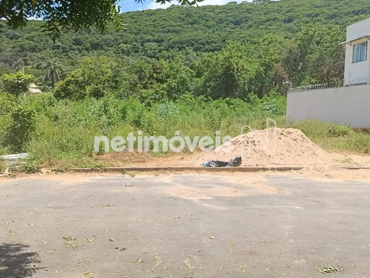 1168989_0 Lote para Venda com área de 200 m² no bairro Ibituruna