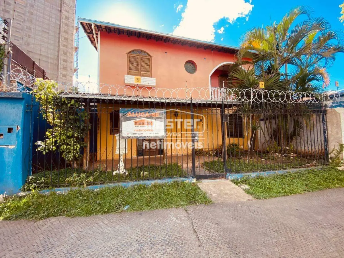 Casa para Locação com 3 quartos no bairro Centro