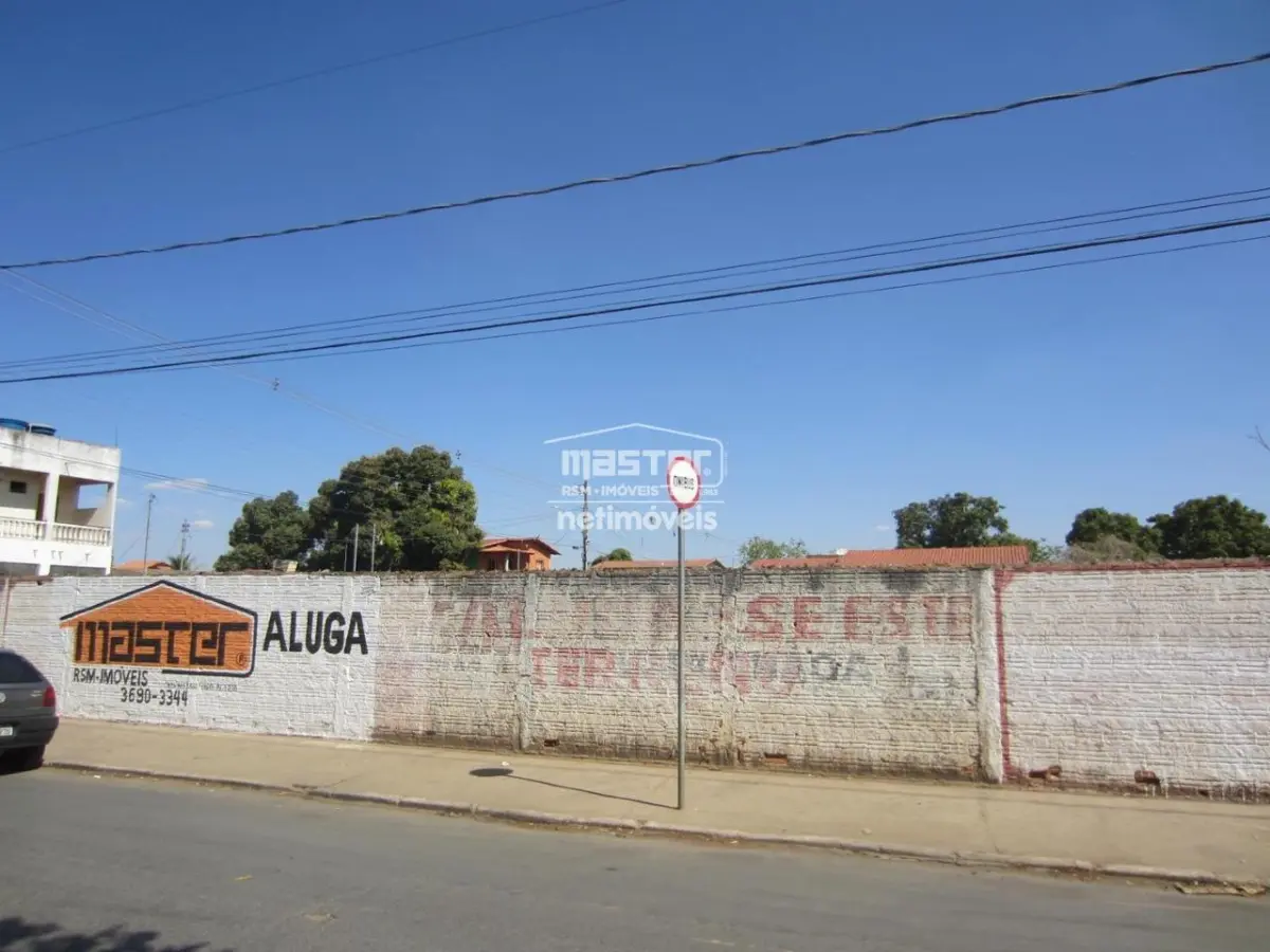 376_0-4 Lote para Locação com área de 1000,00 m² no bairro Esplanada