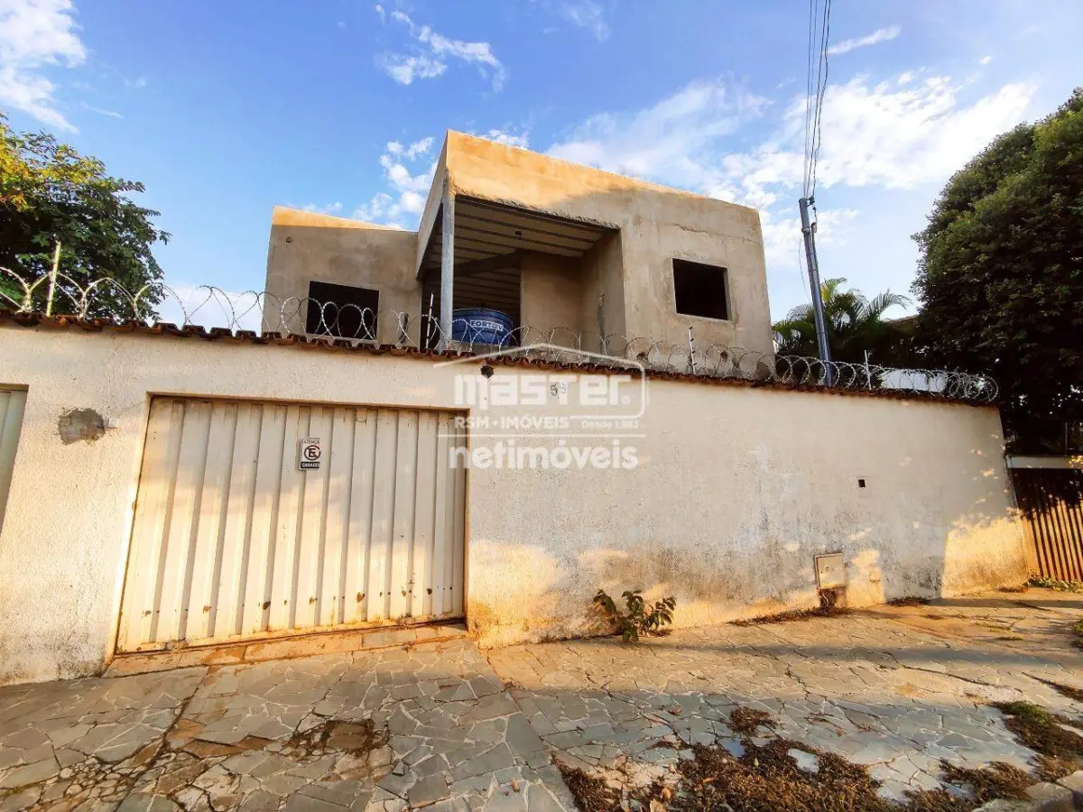 4913_0-1 Casa para Locação com 6 quartos no bairro São Norberto