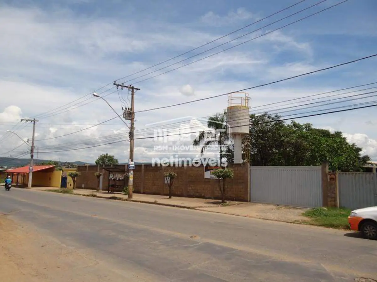 Galpão para Locação com área de 4200,00 m² no bairro Conjunto Residencial JK