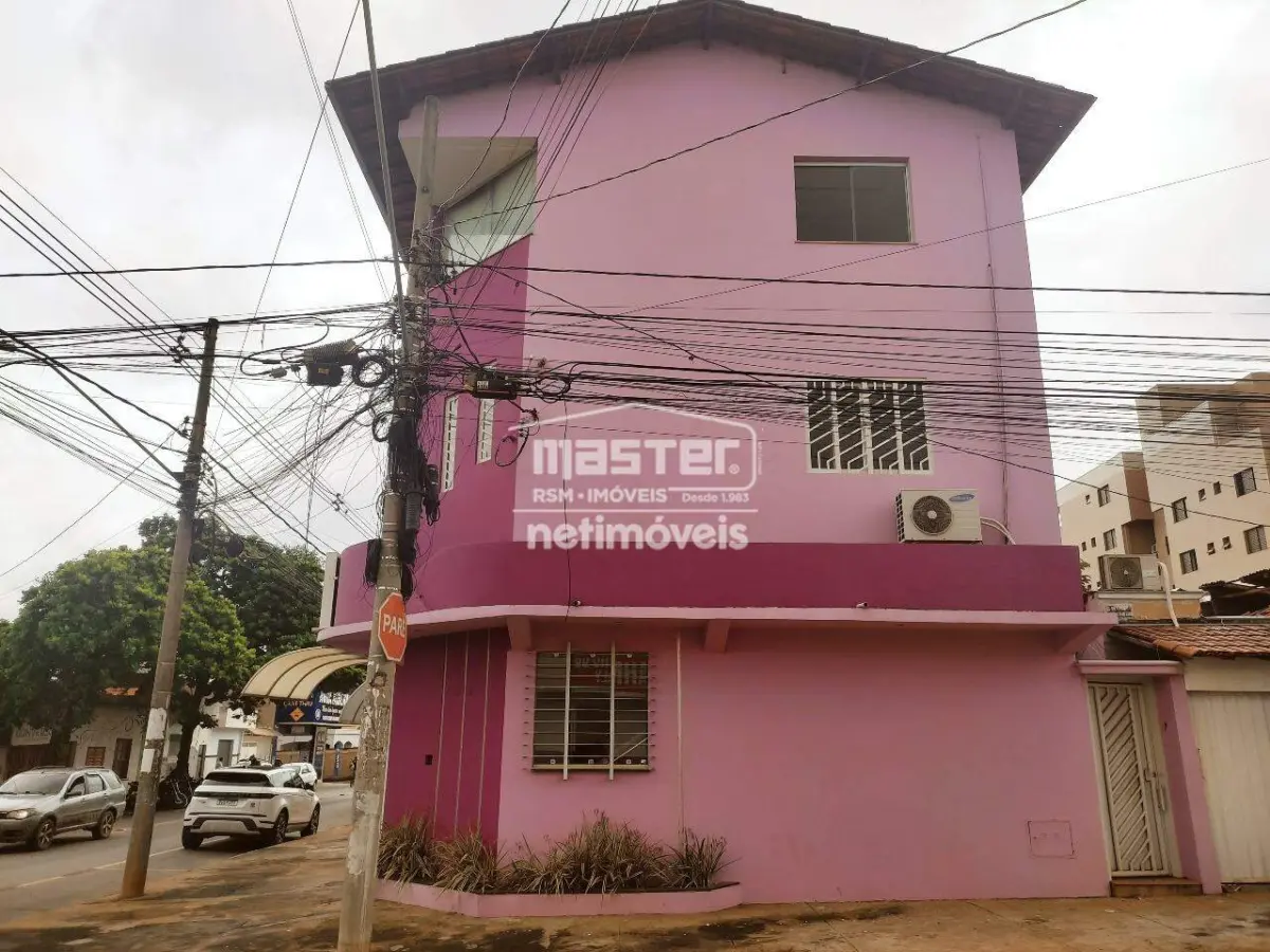 Ponto Comercial para Locação de área principal de 387,36 m² no bairro Cândida Câmara