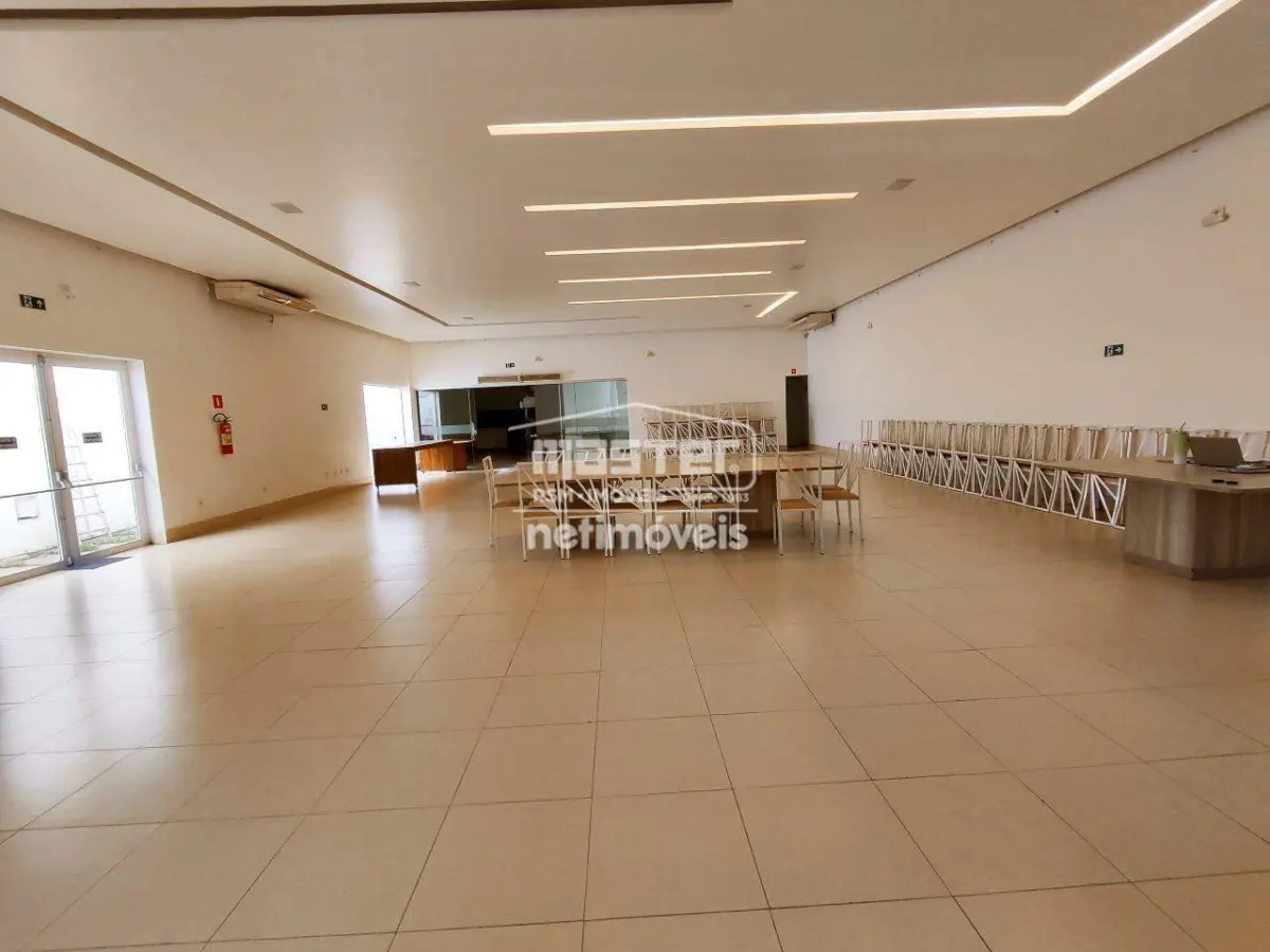 Ponto Comercial para Locação de área principal de 354,66 m² no bairro Augusta Mota