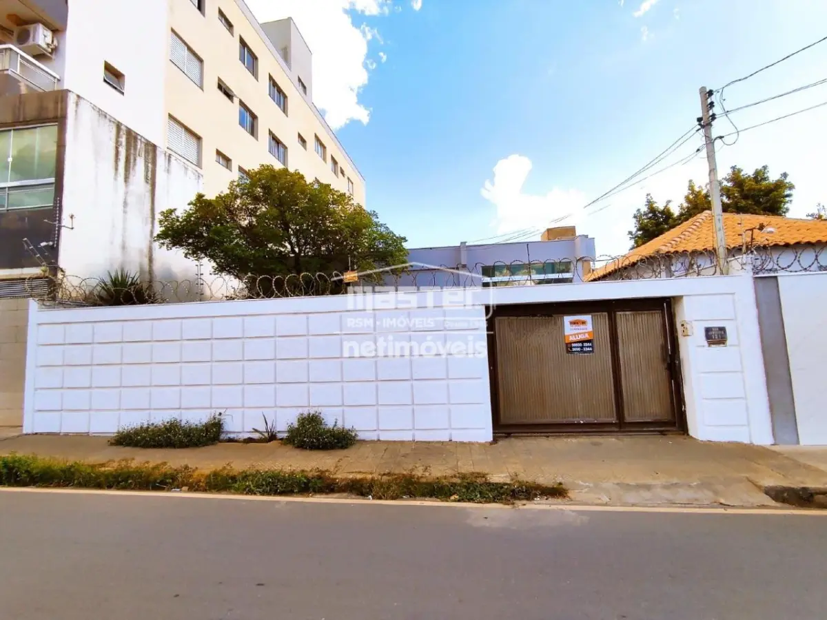 5223_0-1 Casa para Locação com 6 quartos no bairro Centro