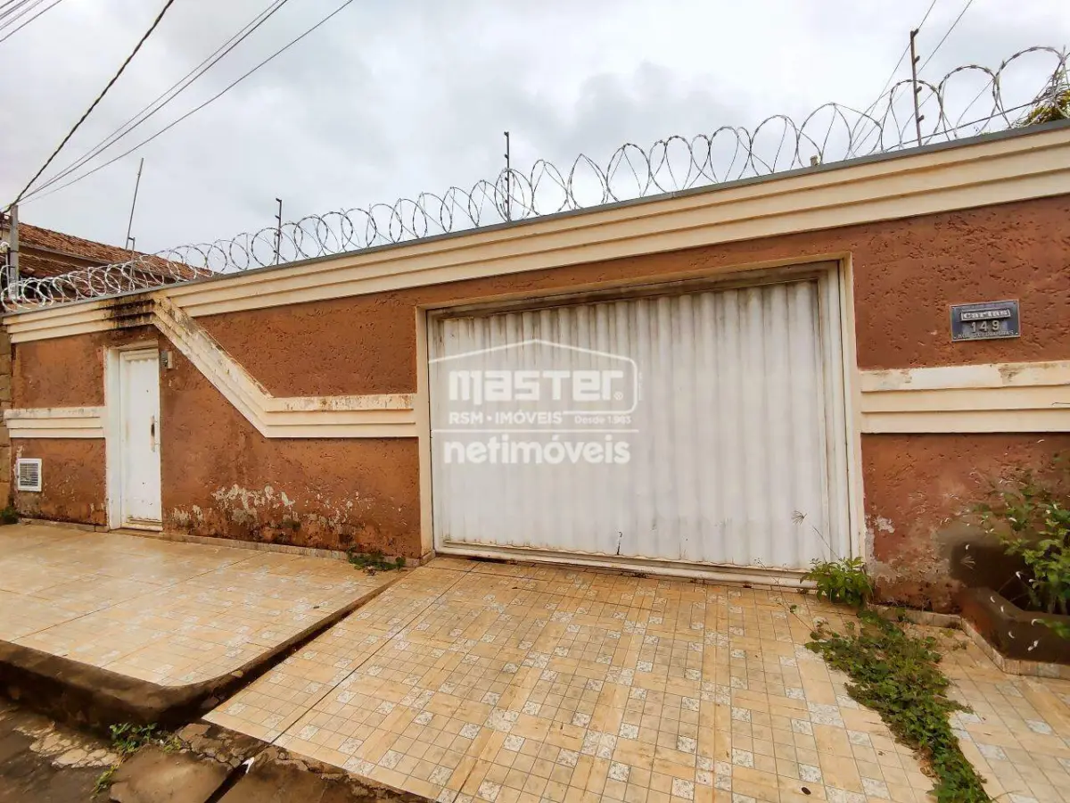 5295_0 Casa para Locação no bairro Funcionários