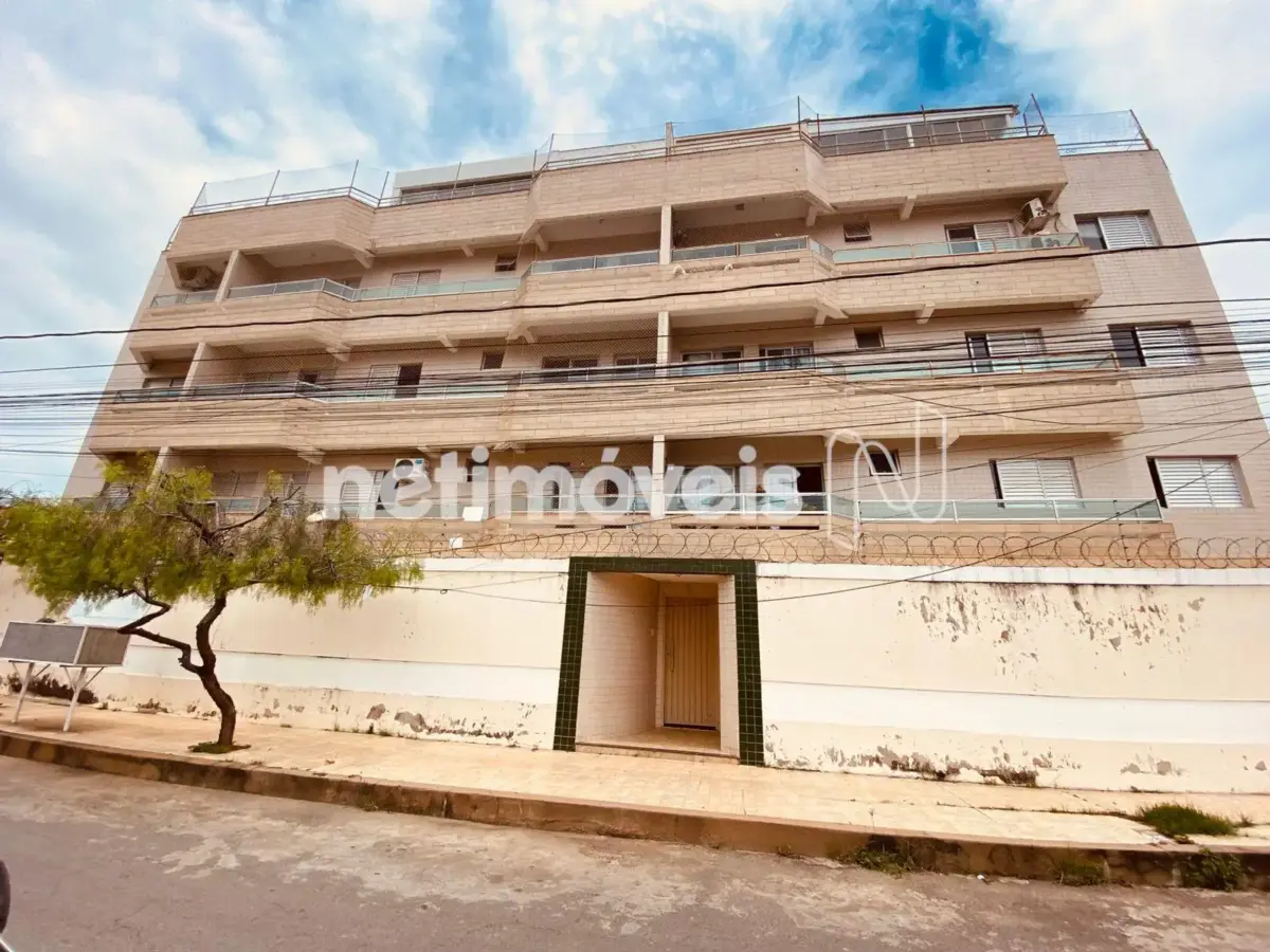 Apartamento para Venda com 2 quartos no bairro Cândida Câmara