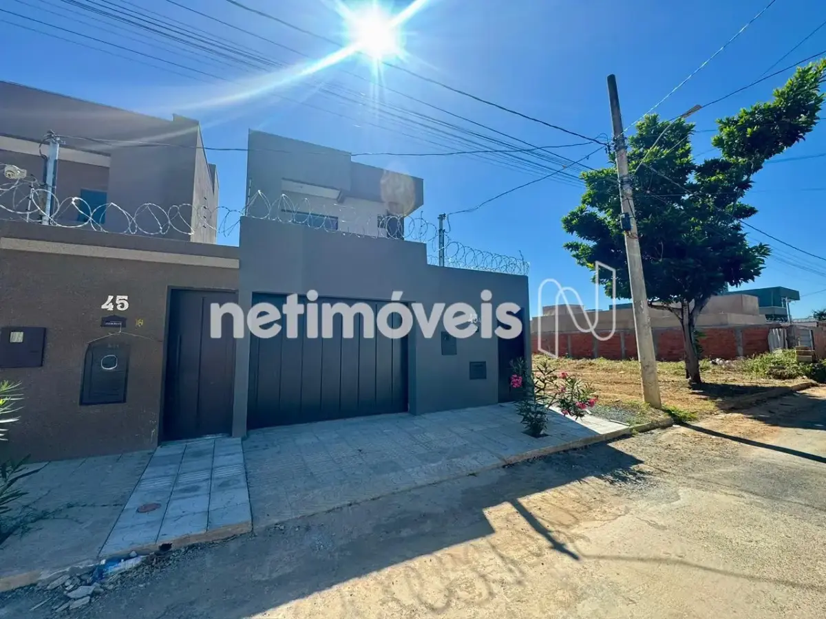 Casa para Venda com 3 quartos no bairro Todos os Santos (Prolongamento)