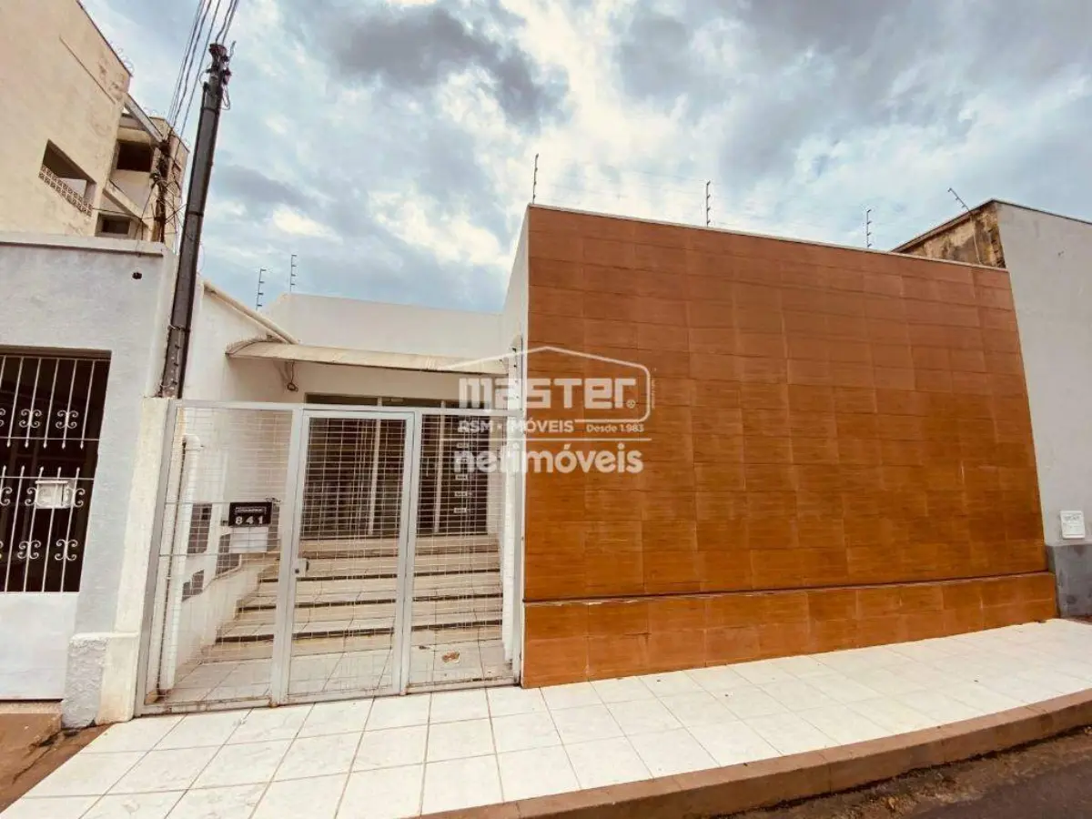 Casa para Locação no bairro Centro