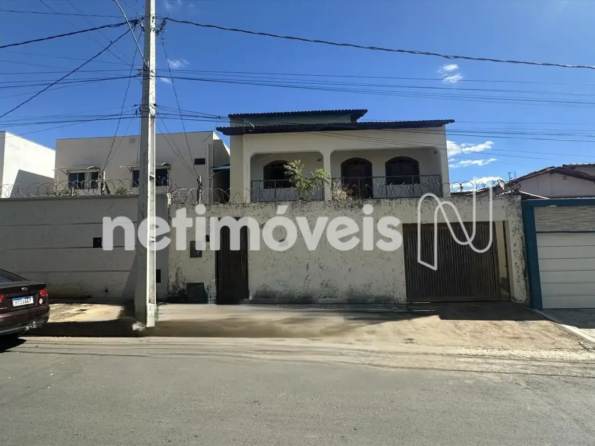 Casa para Venda com 3 quartos no bairro Vila Campos