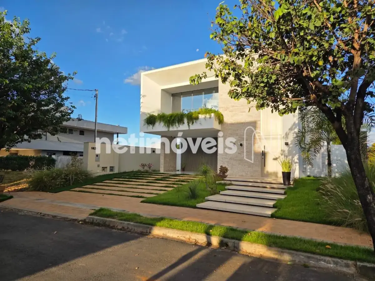 Casa em Condomínio para Venda com 3 quartos no bairro Gran Royalle Pirâmide