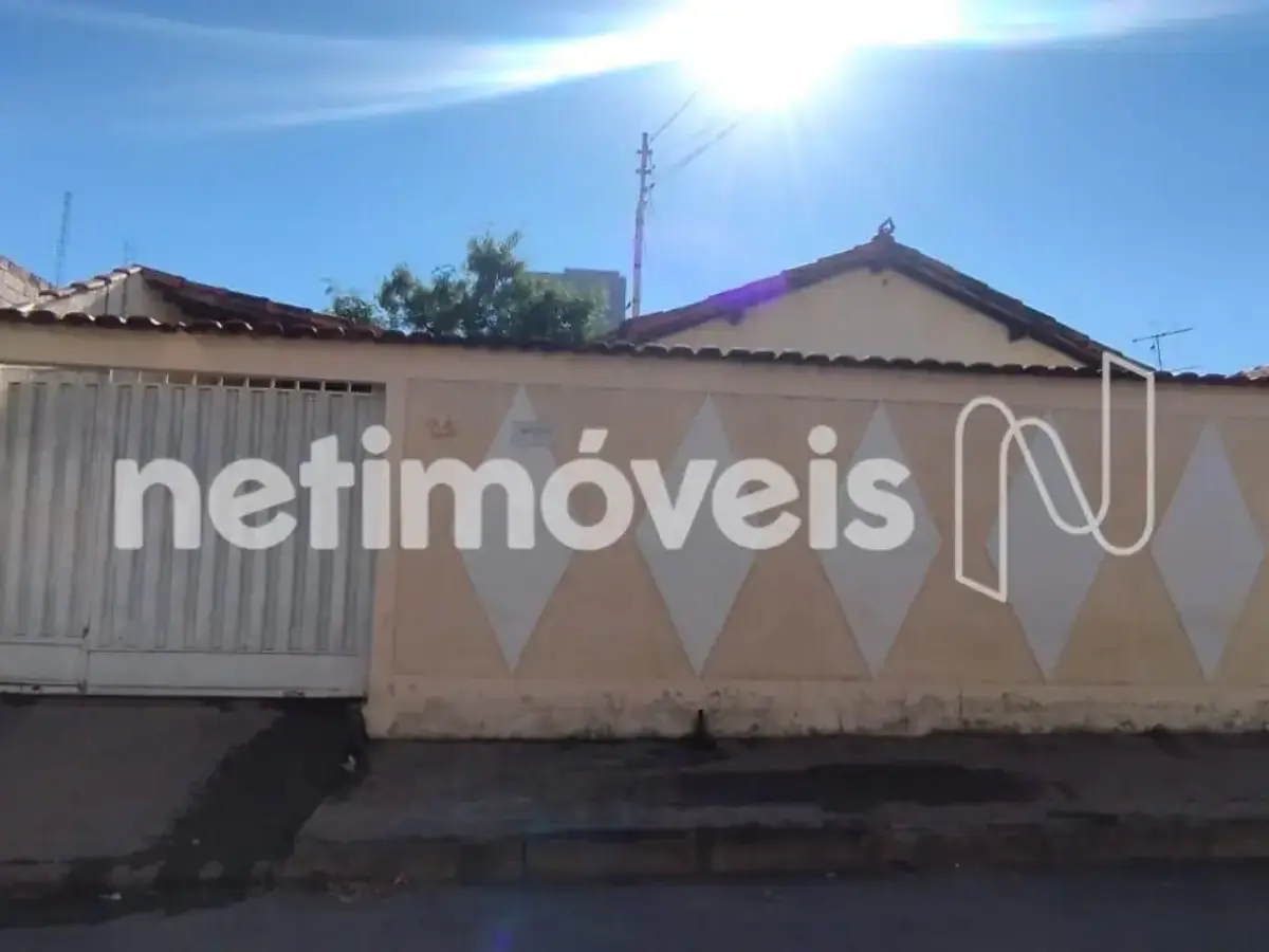Casa para Venda com 3 quartos no bairro Conjunto Residencial Jk