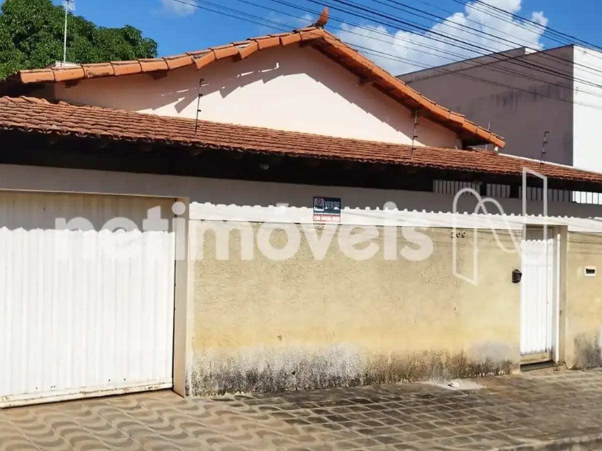 Casa para Venda com 3 quartos no bairro São Judas Tadeu I