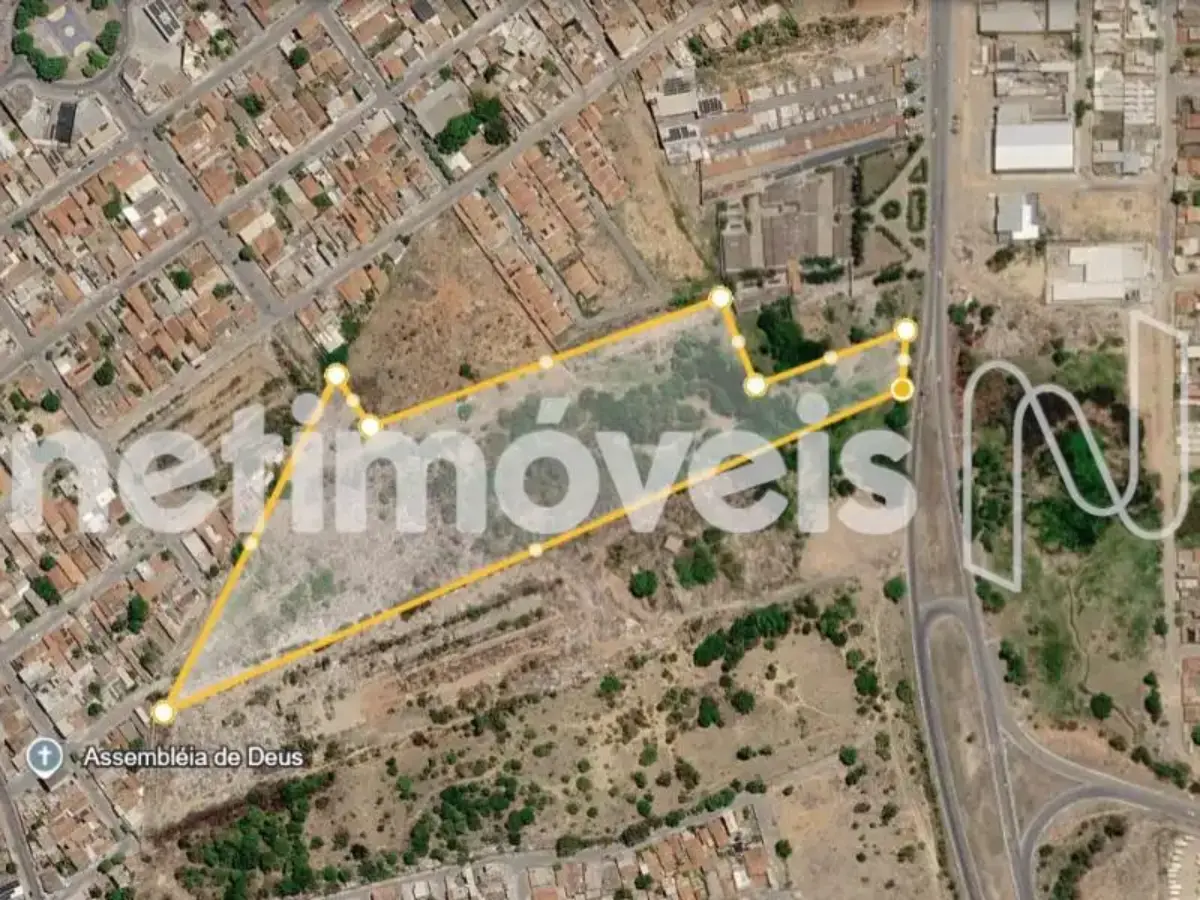 Lote para Venda com área de 43500 m² no bairro Vila Sion