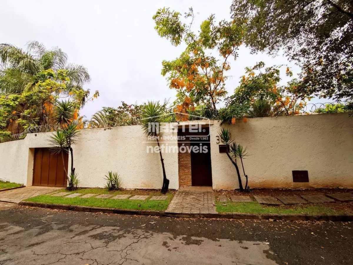Casa para Locação com 4 quartos no bairro Ibituruna