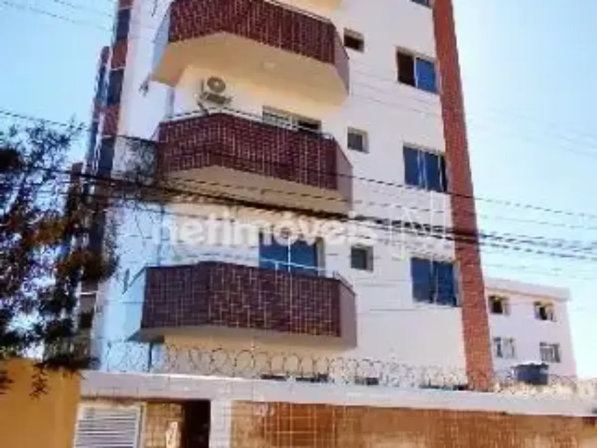 Apartamento para Venda com 3 quartos no bairro Cândida Câmara