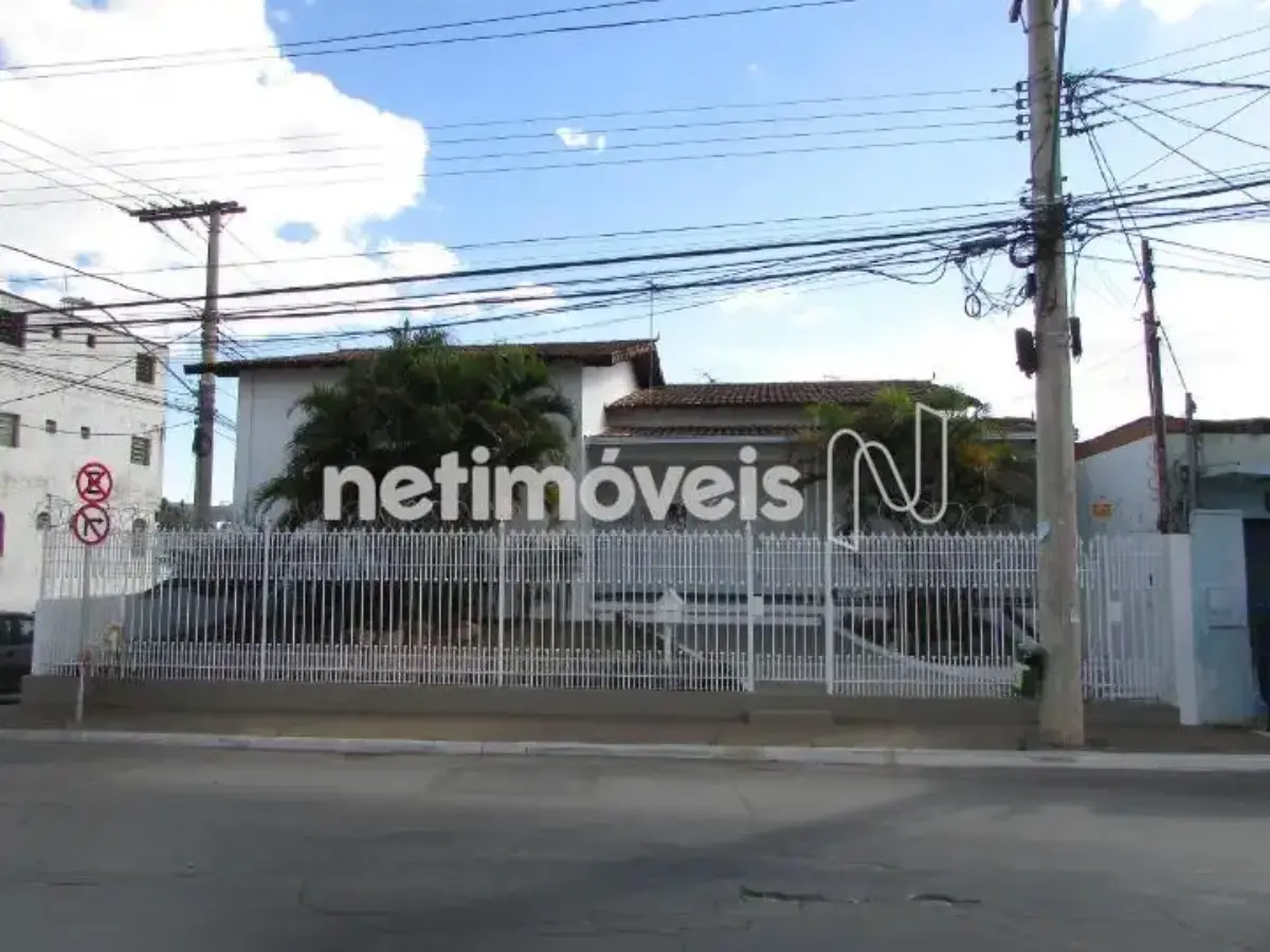1174926_0 Casa para Venda com 4 quartos no bairro Centro