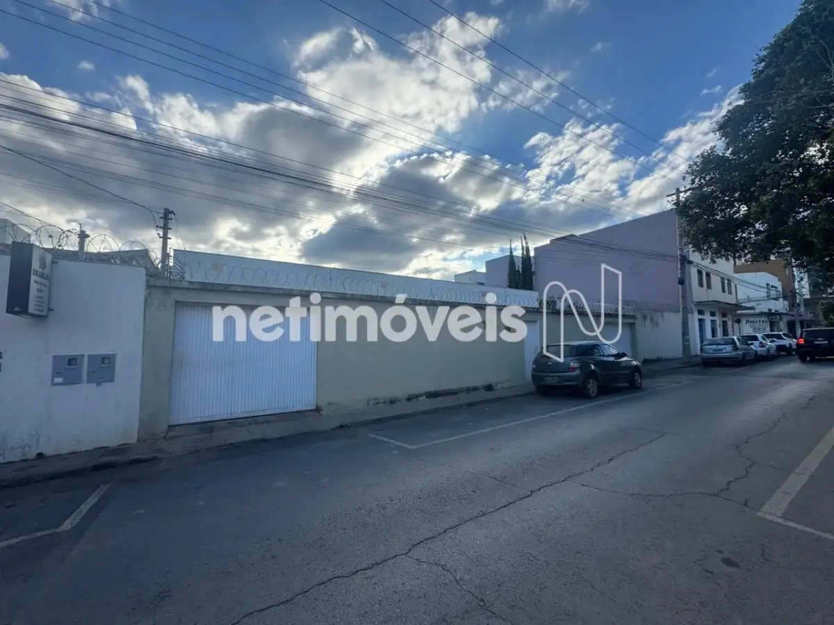 1181536_0 Casa para Venda com 4 quartos no bairro Centro