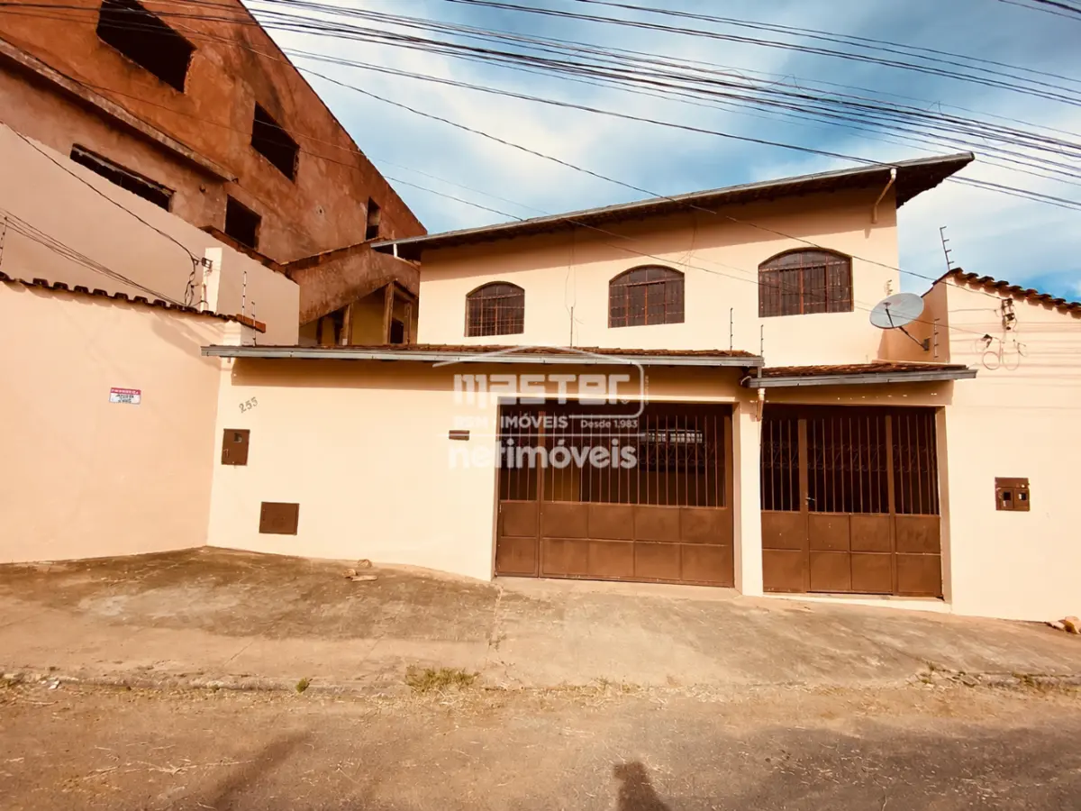 6365_0 Casa para Locação com 4 quartos no bairro Santa Rita