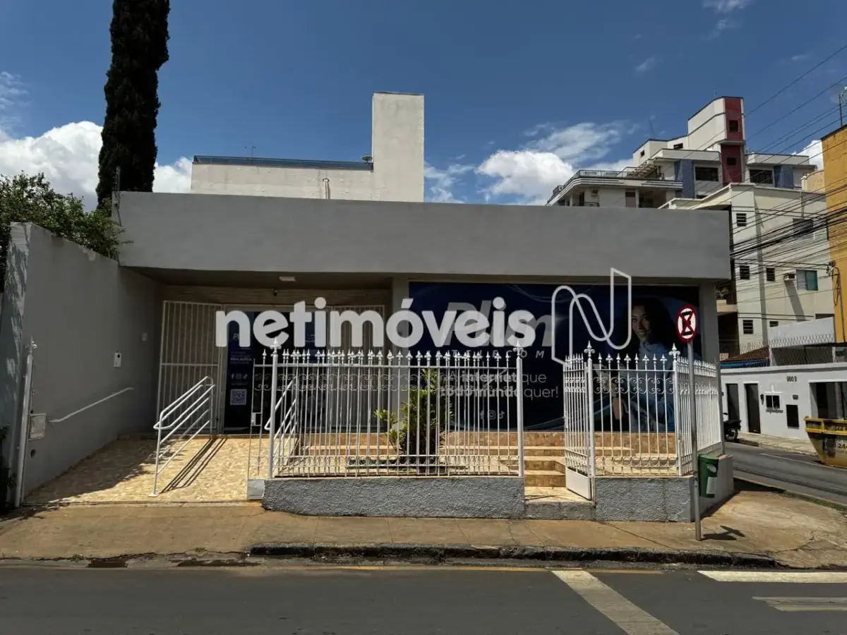 Casa para Venda no bairro Centro