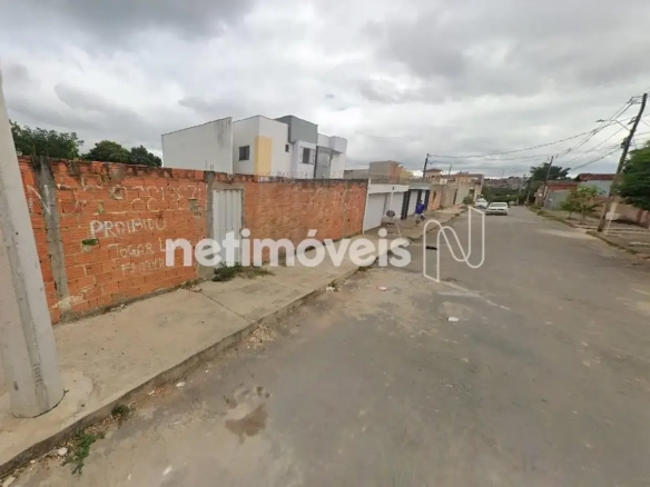 Lote para Venda com área de 660 m² no bairro Vila Mauricéia