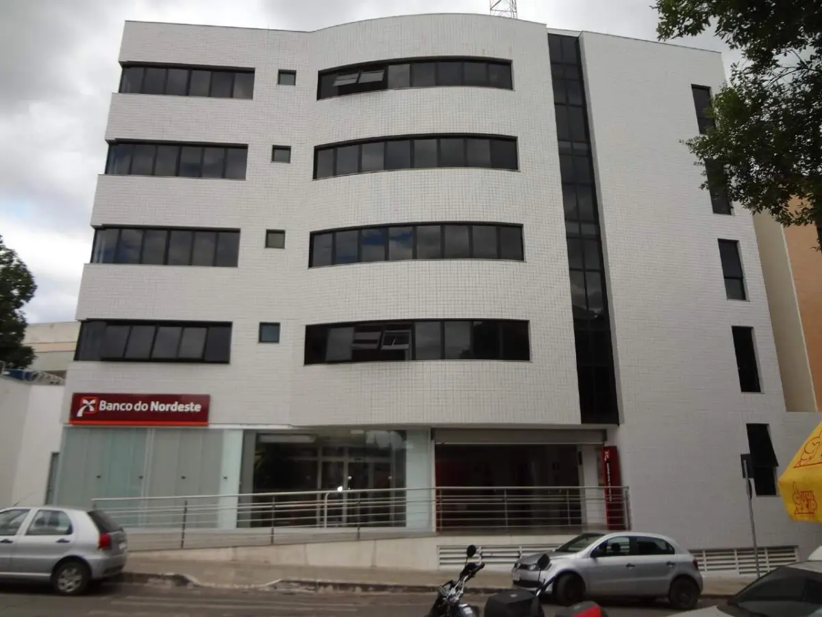 4027_0 Sala para Locação de área principal de 35,00 m² no bairro Centro