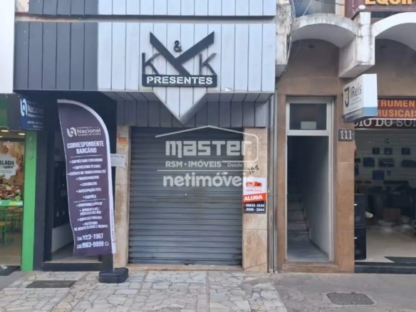 Ponto Comercial para Locação de área principal de 30,00 m² no bairro Centro