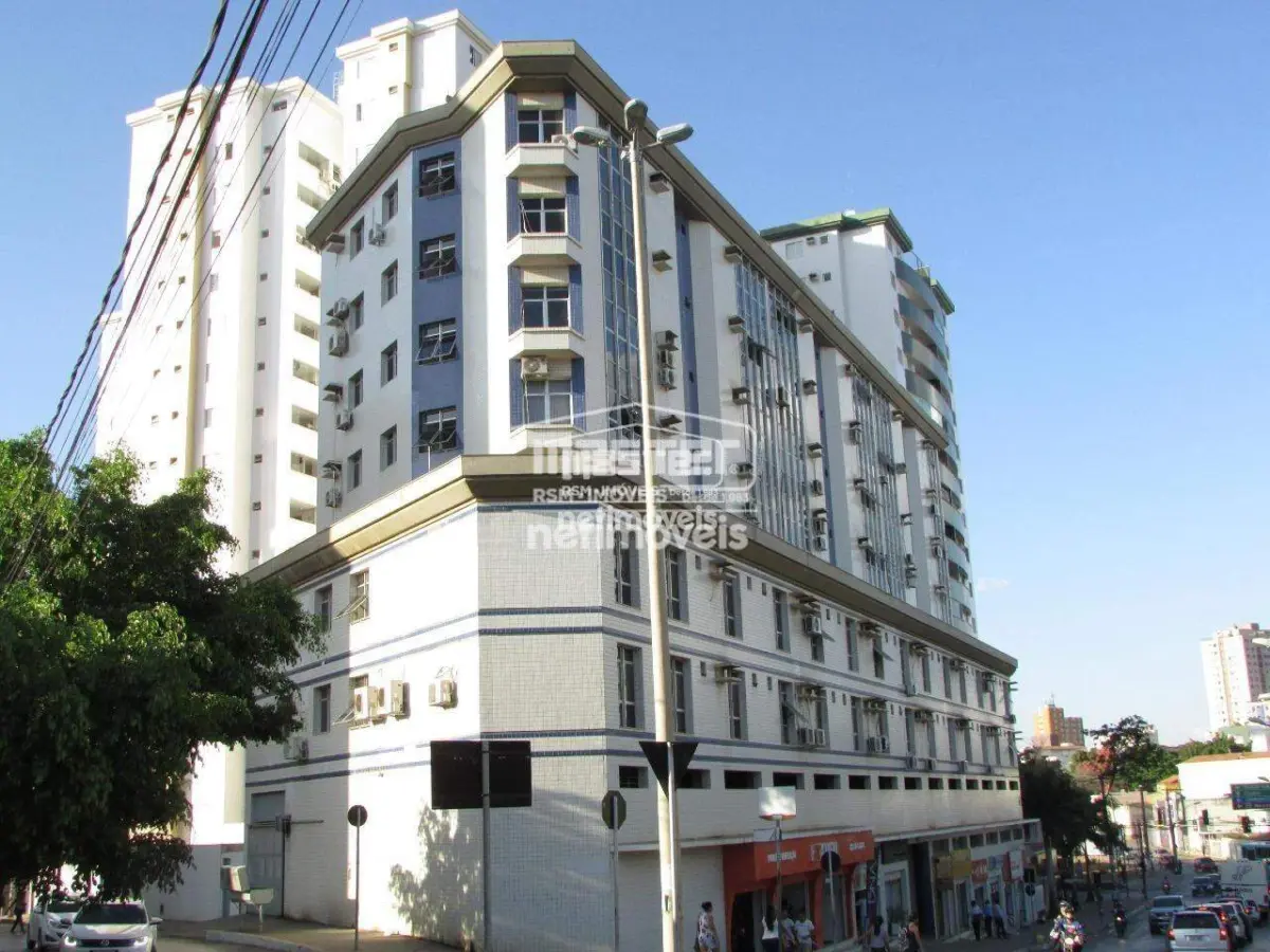 883_0 Conjunto Salas para Locação de área principal de 40,00 m² no bairro Centro