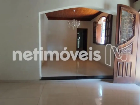 Casa para Venda com 5 quartos no bairro Centro