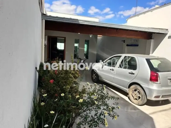 Casa para Venda com 3 quartos no bairro Esplanada