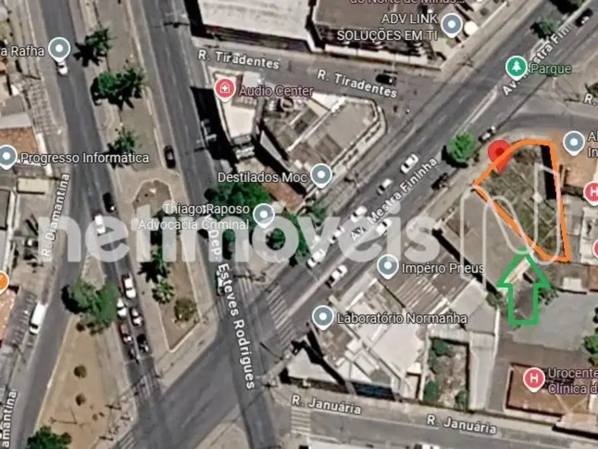 Lote para Venda com área de 296 m² no bairro Centro