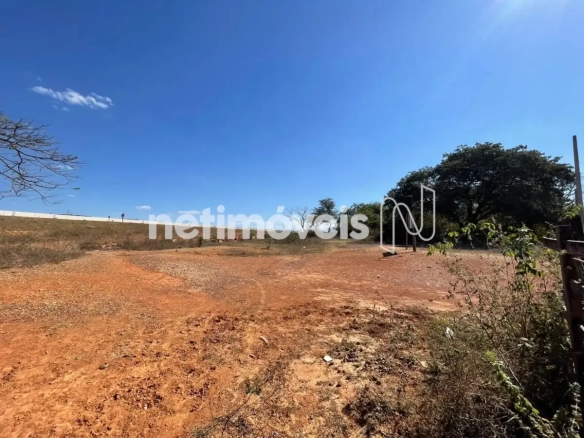 Lote para Venda com área de 9500 m² no bairro Vila Sion