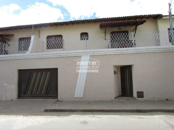 Casa para Locação com 3 quartos no bairro Melo