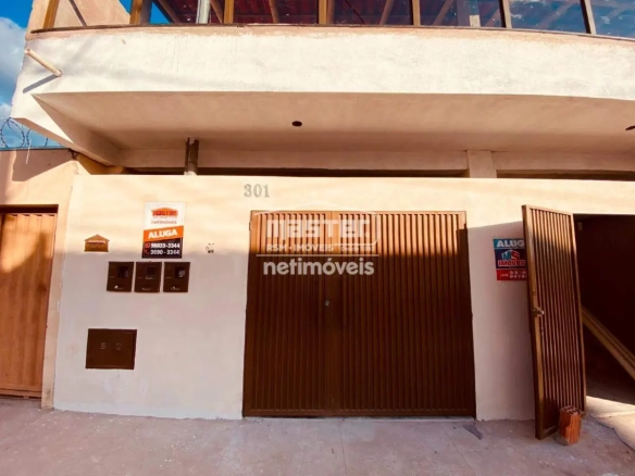 Casa para Locação com 2 quartos no bairro Carmelo