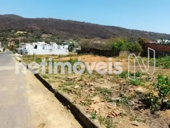 Lote para Venda com área de 600 m² no bairro Ibituruna