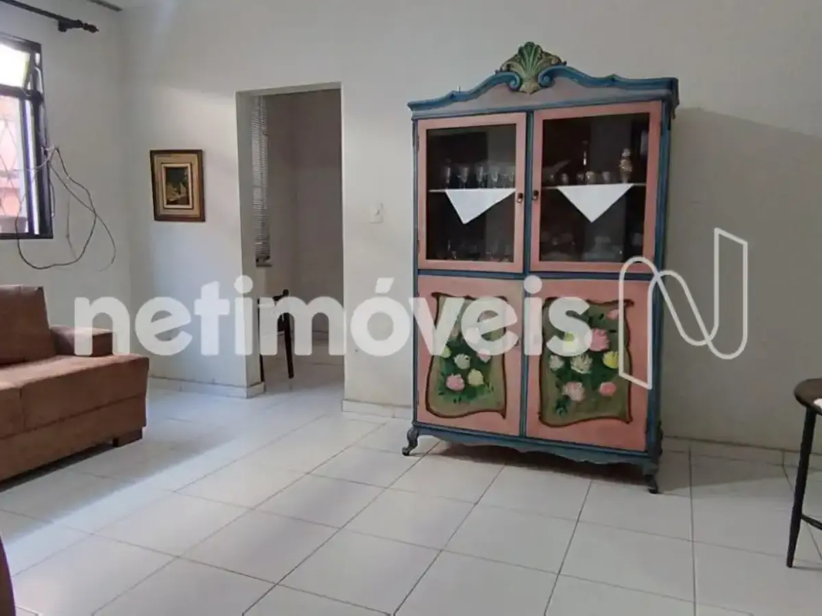 Casa para Venda com 5 quartos no bairro Centro