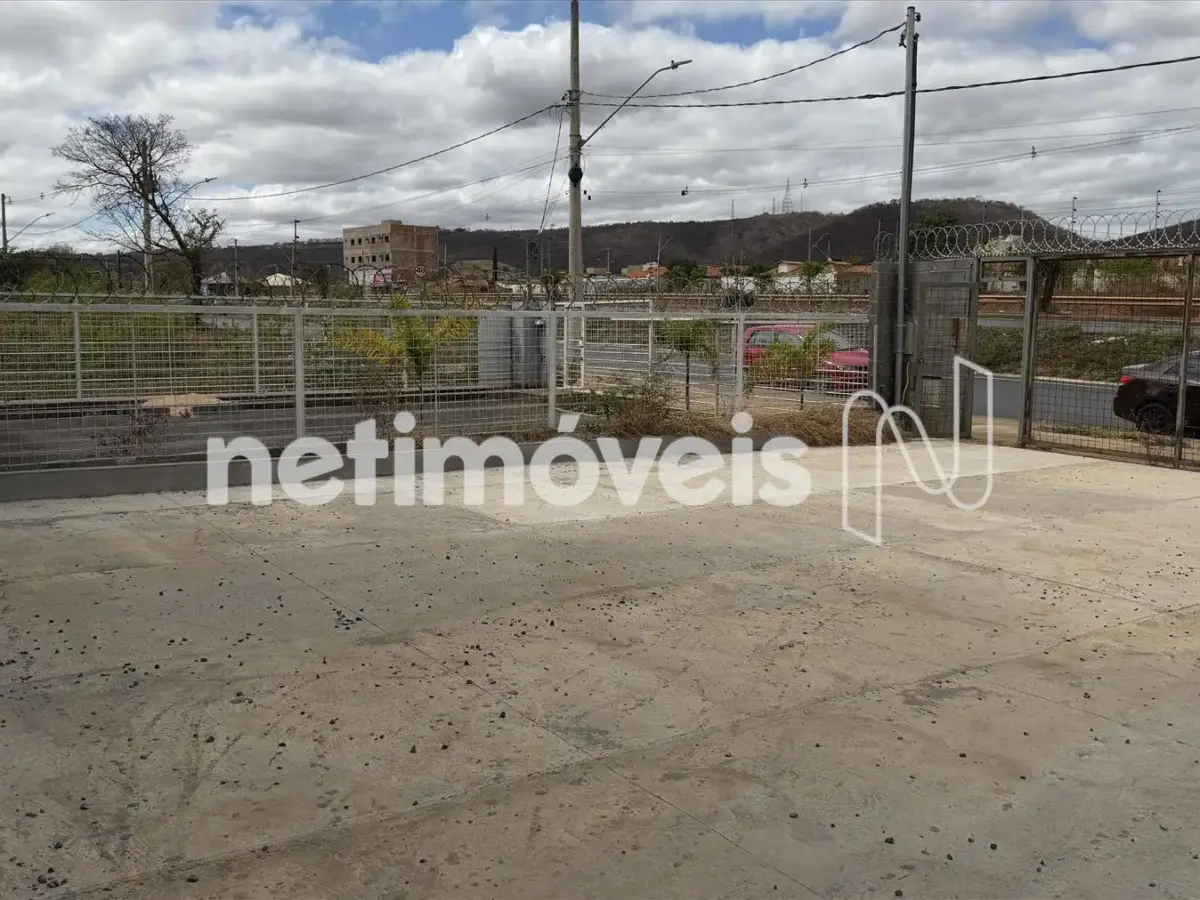Galpão para Venda com área de 361.49 m² no bairro Residencial Parque Sul