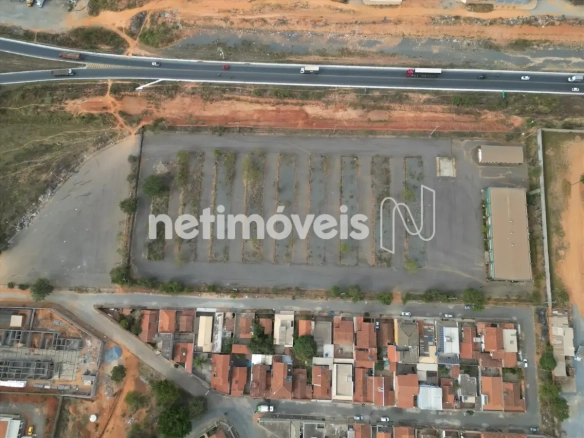 Lote para Venda com área de 41632.62 m² no bairro Vila Telma