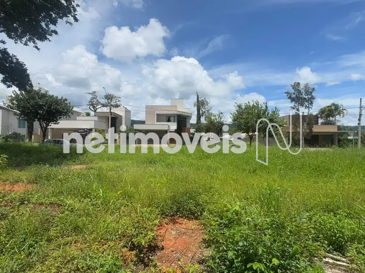 1195092_0 Lote para Venda com área de 693 m² no bairro Gran Royalle Pirâmide